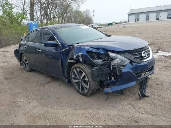1N4AL3AP2HC262501 2017 NISSAN ALTIMA - Image 1
