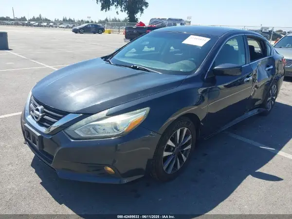 1N4AL3AP2HC263938 2017 NISSAN ALTIMA - Image 2