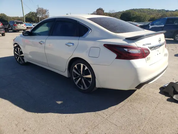 1N4AL3AP2HC264443 2017 NISSAN ALTIMA - Image 2
