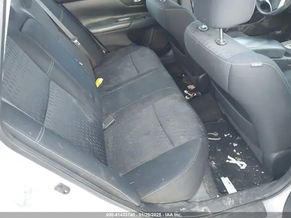 1N4AL3AP2HC266659 2017 NISSAN ALTIMA - Image 8