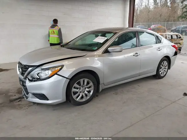 1N4AL3AP2HC266662 2017 NISSAN ALTIMA - Image 2