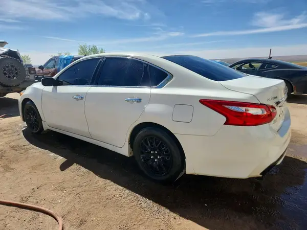 1N4AL3AP2HC266712 2017 NISSAN ALTIMA - Image 2