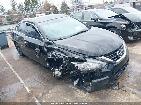 1N4AL3AP2HC274339 2017 NISSAN ALTIMA - Image 1