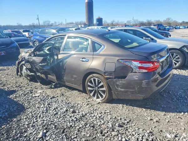 1N4AL3AP2HC275300 2017 NISSAN ALTIMA - Image 2