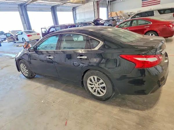 1N4AL3AP2HC275667 2017 NISSAN ALTIMA - Image 2