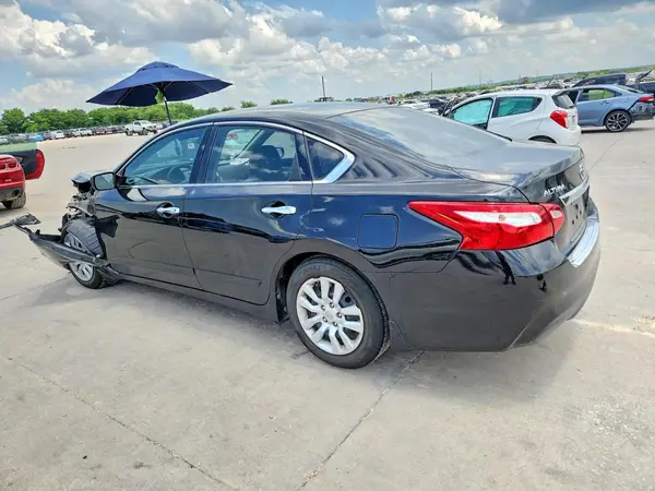 1N4AL3AP2HC275670 2017 NISSAN ALTIMA - Image 2