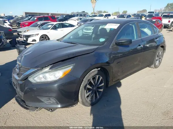 1N4AL3AP2HC278200 2017 NISSAN ALTIMA - Image 2