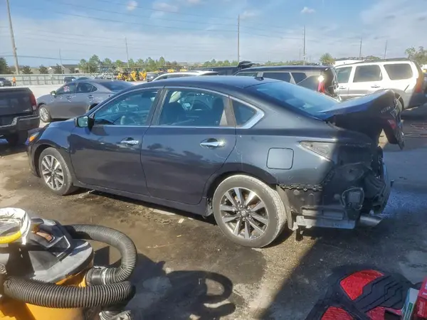 1N4AL3AP2HC281016 2017 NISSAN ALTIMA - Image 2