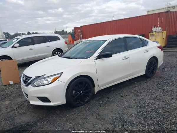 1N4AL3AP2HC284224 2017 NISSAN ALTIMA - Image 2