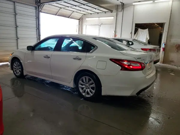 1N4AL3AP2HC287236 2017 NISSAN ALTIMA - Image 2