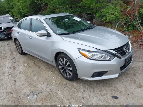 1N4AL3AP2HC287723 2017 NISSAN ALTIMA - Image 1