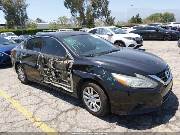 1N4AL3AP2HC288080 2017 NISSAN ALTIMA - Image 1