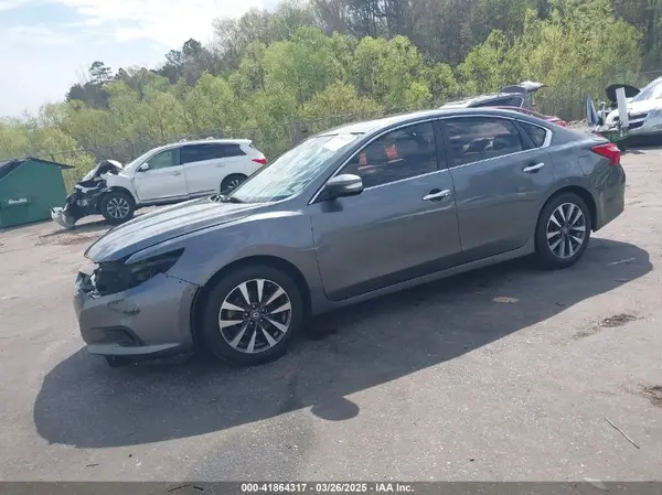 1N4AL3AP2HC288869 2017 NISSAN ALTIMA - Image 2