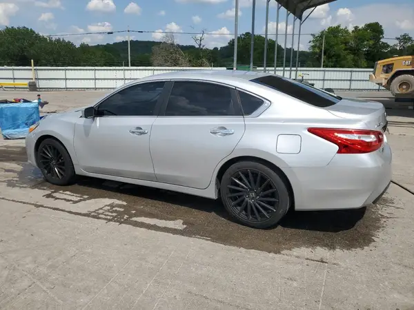 1N4AL3AP2HC289505 2017 NISSAN ALTIMA - Image 2