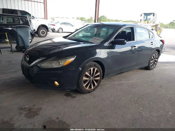 1N4AL3AP2HC290427 2017 NISSAN ALTIMA - Image 2
