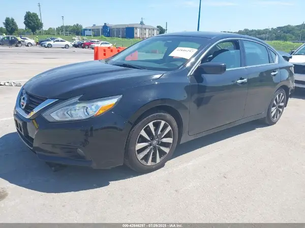 1N4AL3AP2HC291142 2017 NISSAN ALTIMA - Image 2