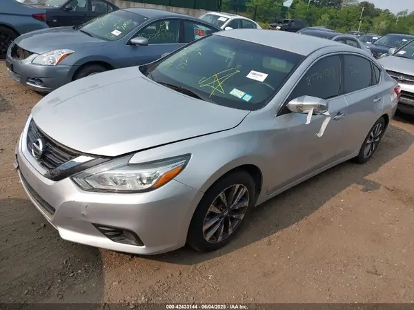 1N4AL3AP2HC291447 2017 NISSAN ALTIMA - Image 2