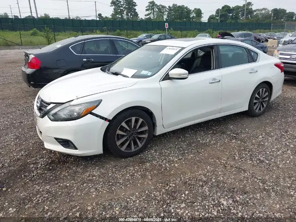 1N4AL3AP2HC292288 2017 NISSAN ALTIMA - Image 2