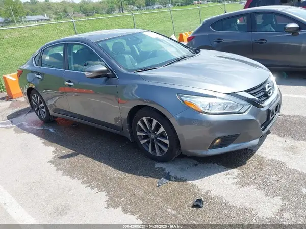 1N4AL3AP2HC294848 2017 NISSAN ALTIMA - Image 1