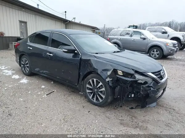 1N4AL3AP2HC298009 2017 NISSAN ALTIMA - Image 1