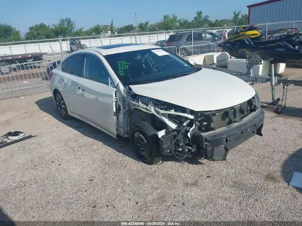 1N4AL3AP2HC298821 2017 NISSAN ALTIMA - Image 1