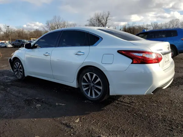 1N4AL3AP2HC470622 2017 NISSAN ALTIMA - Image 2