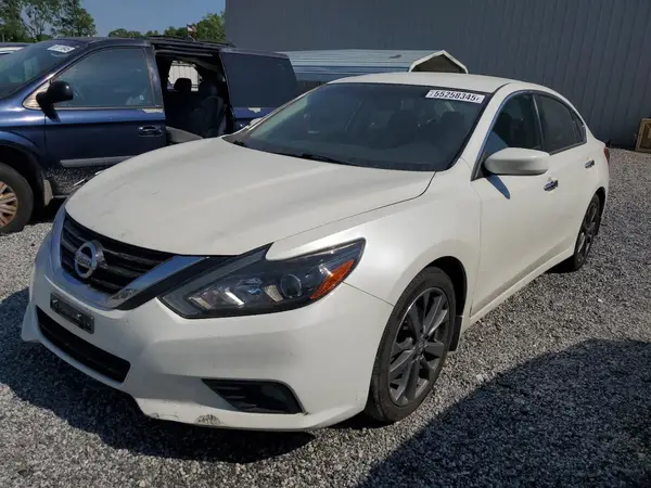 1N4AL3AP2HC472791 2017 NISSAN ALTIMA - Image 1