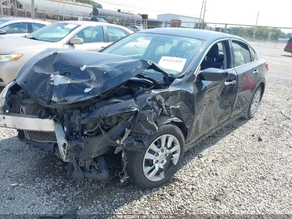 1N4AL3AP2HC474590 2017 NISSAN ALTIMA - Image 2