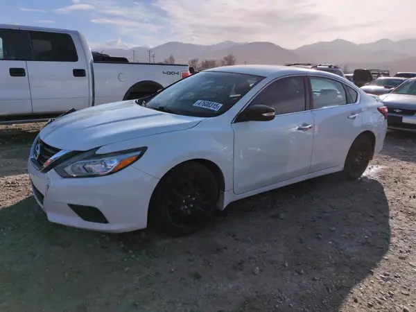 1N4AL3AP2HC476193 2017 NISSAN ALTIMA - Image 1