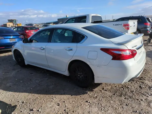 1N4AL3AP2HC476193 2017 NISSAN ALTIMA - Image 2