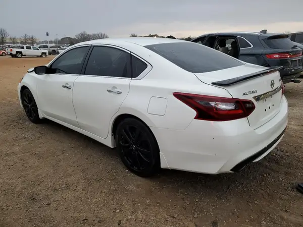 1N4AL3AP2HC477926 2017 NISSAN ALTIMA - Image 2