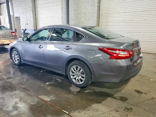 1N4AL3AP2HC479823 2017 NISSAN ALTIMA - Image 2
