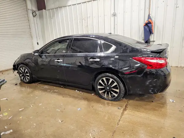 1N4AL3AP2HC483127 2017 NISSAN ALTIMA - Image 2