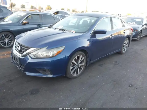 1N4AL3AP2HC487811 2017 NISSAN ALTIMA - Image 2
