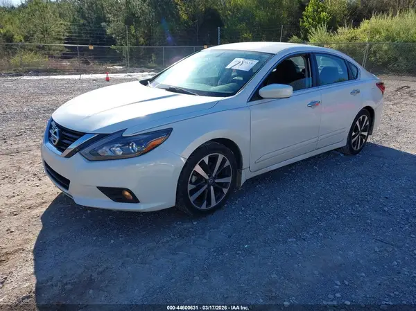 1N4AL3AP2HC489638 2017 NISSAN ALTIMA - Image 2