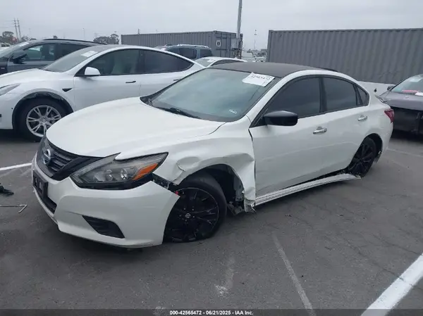 1N4AL3AP2HC490806 2017 NISSAN ALTIMA - Image 2