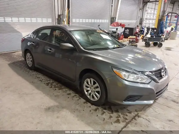 1N4AL3AP2HC493804 2017 NISSAN ALTIMA - Image 1