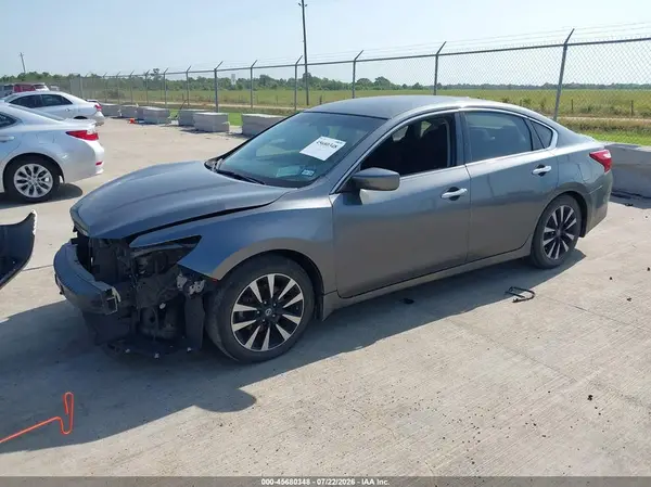 1N4AL3AP2HC493818 2017 NISSAN ALTIMA - Image 2