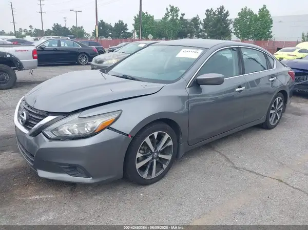 1N4AL3AP2HC498095 2017 NISSAN ALTIMA - Image 2