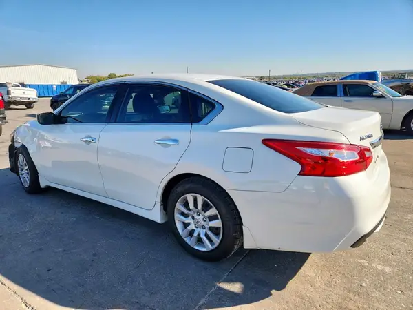 1N4AL3AP2HC498226 2017 NISSAN ALTIMA - Image 2