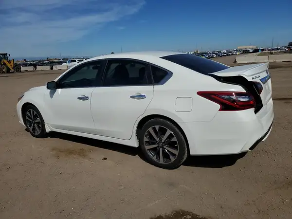 1N4AL3AP2HC498324 2017 NISSAN ALTIMA - Image 2