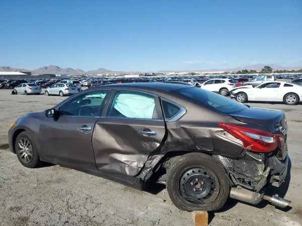 1N4AL3AP2HN302466 2017 NISSAN ALTIMA - Image 2