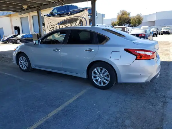 1N4AL3AP2HN303536 2017 NISSAN ALTIMA - Image 2