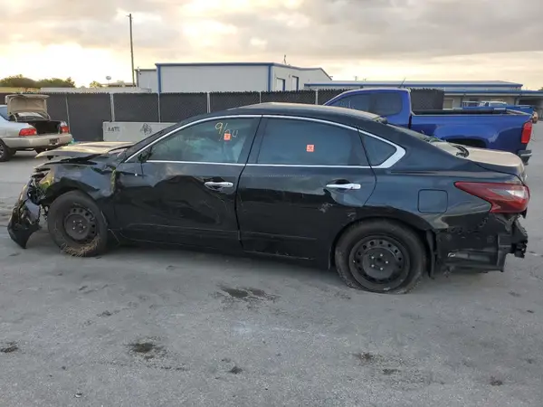 1N4AL3AP2HN308980 2017 NISSAN ALTIMA - Image 2