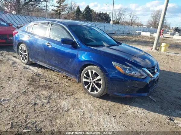 1N4AL3AP2HN311779 2017 NISSAN ALTIMA - Image 1
