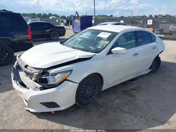 1N4AL3AP2HN313032 2017 NISSAN ALTIMA - Image 2