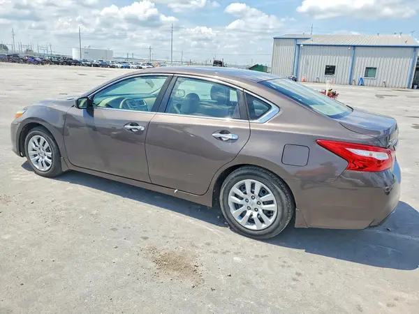 1N4AL3AP2HN316822 2017 NISSAN ALTIMA - Image 2