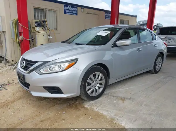 1N4AL3AP2HN321499 2017 NISSAN ALTIMA - Image 2