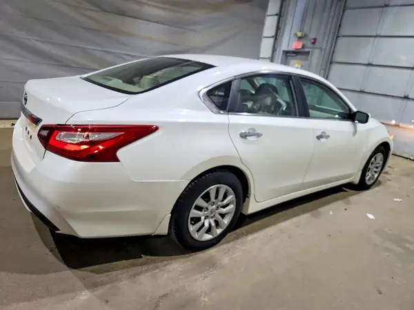 1N4AL3AP2HN325195 2017 NISSAN ALTIMA - Image 2