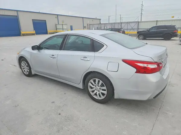 1N4AL3AP2HN326797 2017 NISSAN ALTIMA - Image 2
